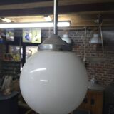 Pendant lamp with opaline ball