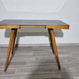 Table basse par Jiri Jiroutek