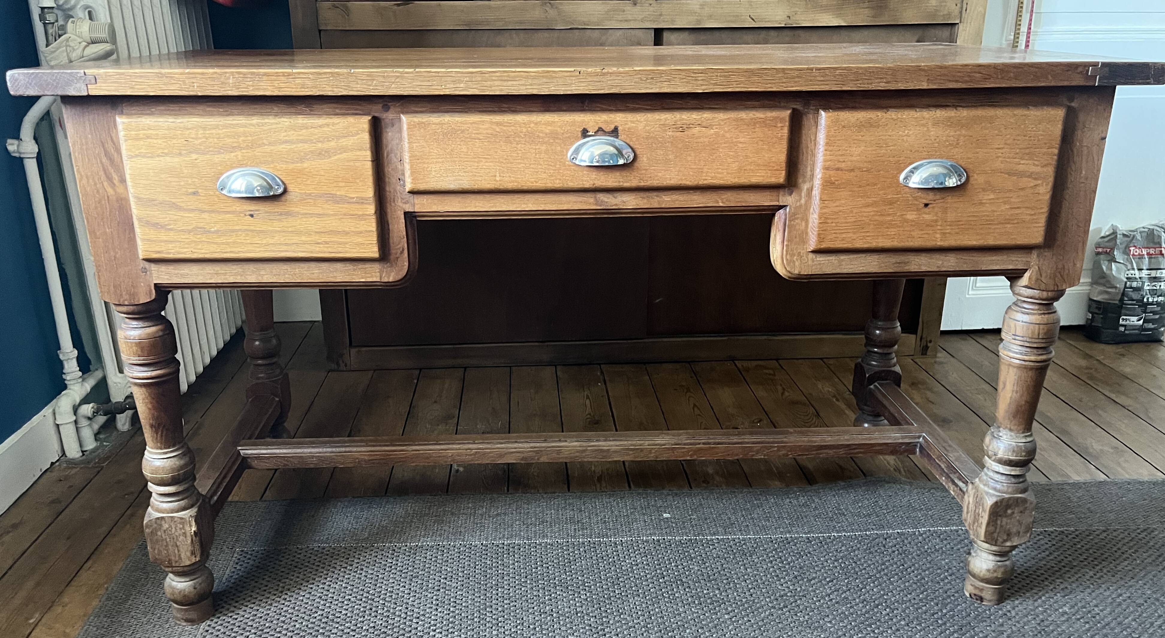 Bureau en bois vintage