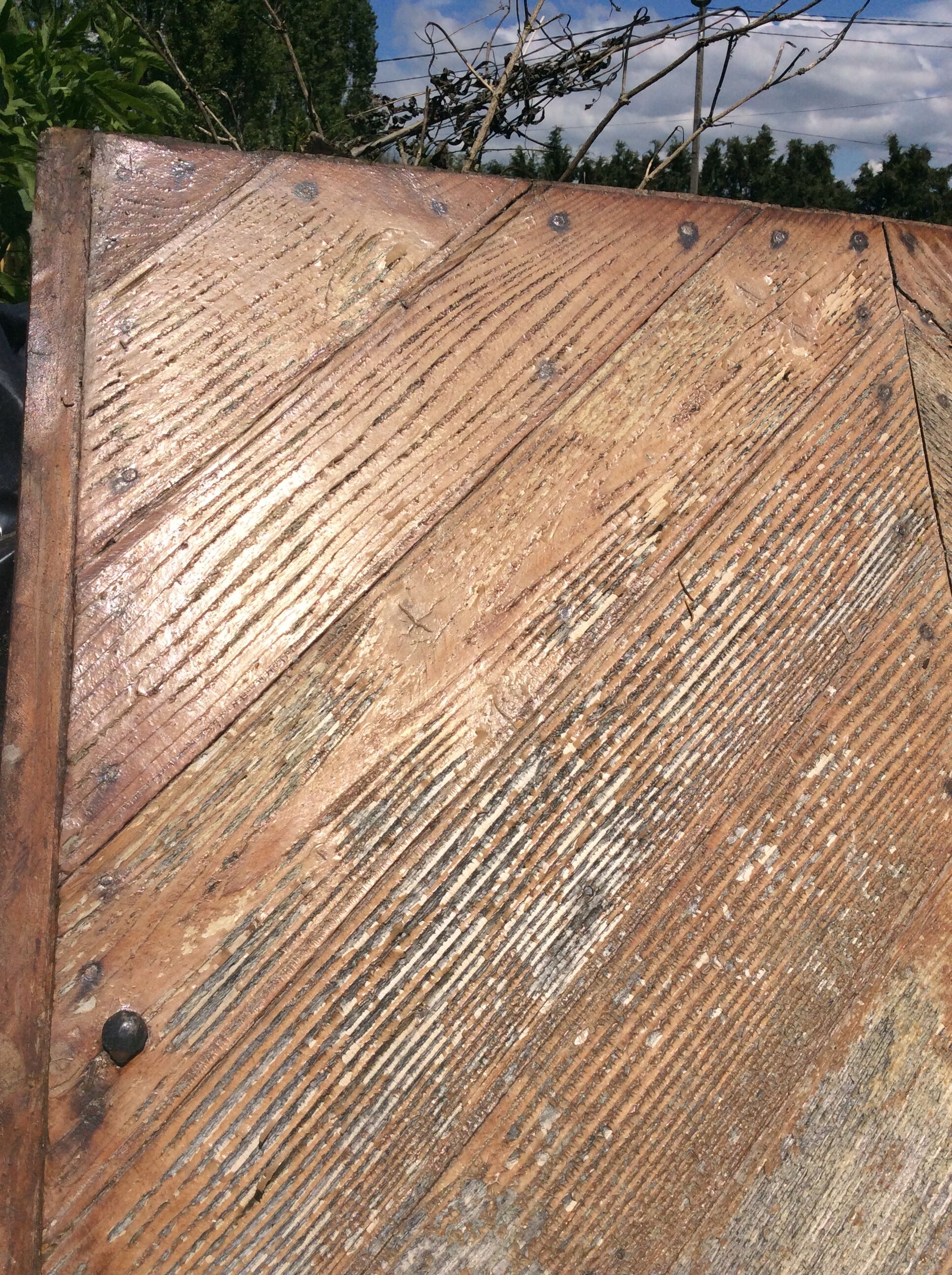 Old gate late 18th of chateau