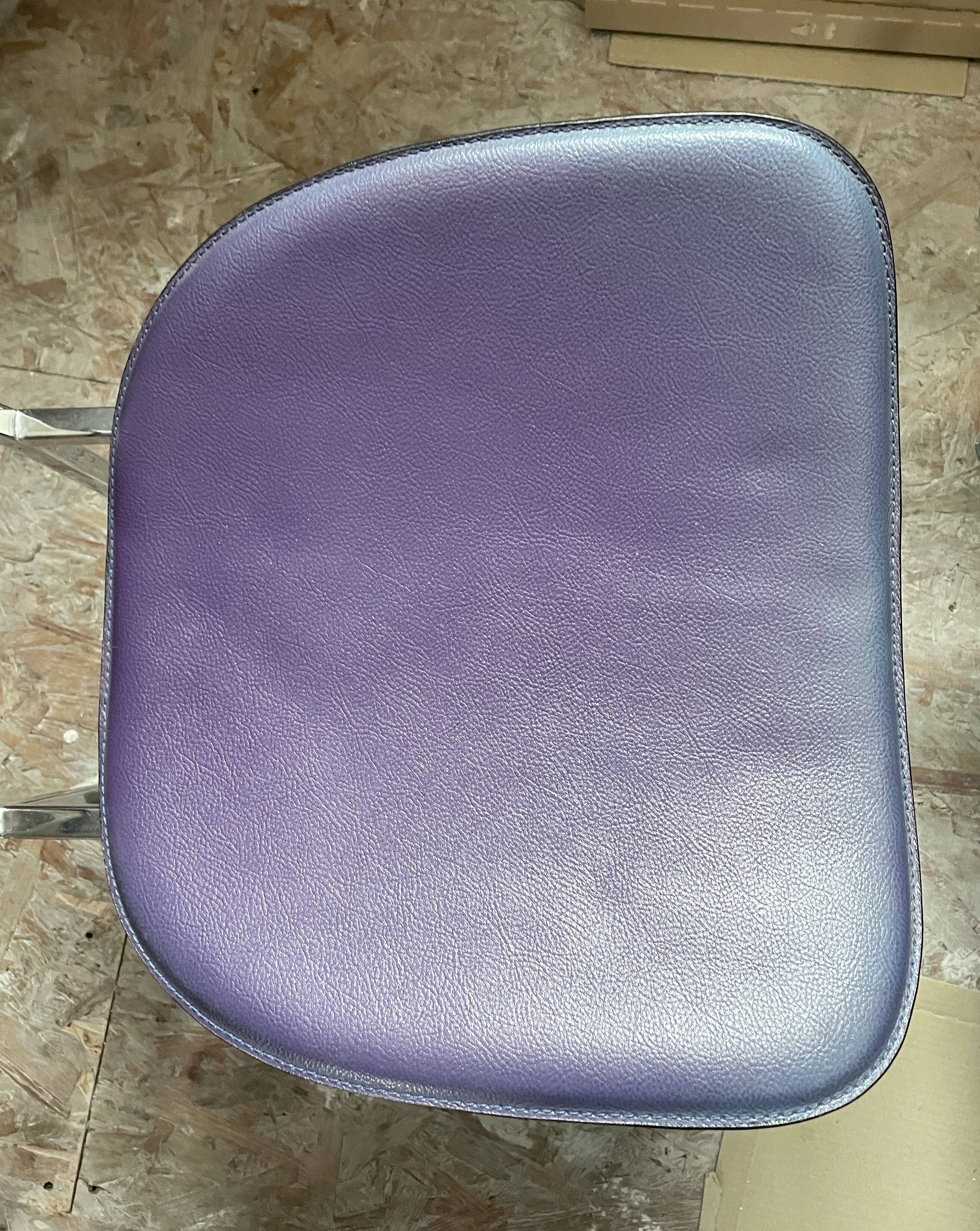 Javier Mariscal chair - "Garriris" model purple leather