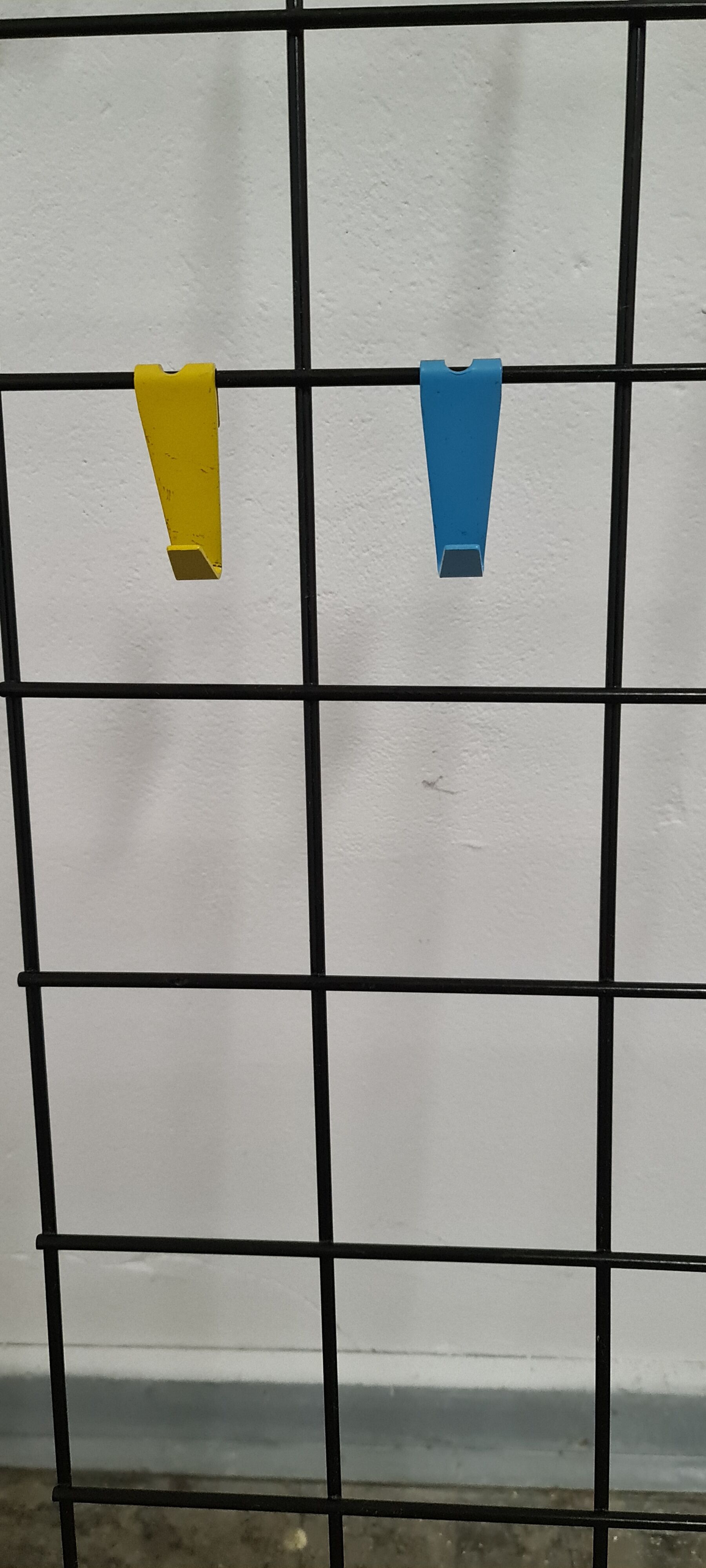 Vintage metal coat and hat rack