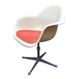 Office armchair by Charles and Ray Eames for Herman Miller from the 1960s