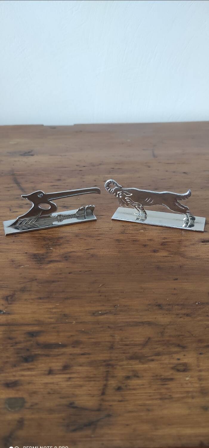 Zoomorphic knife holder set