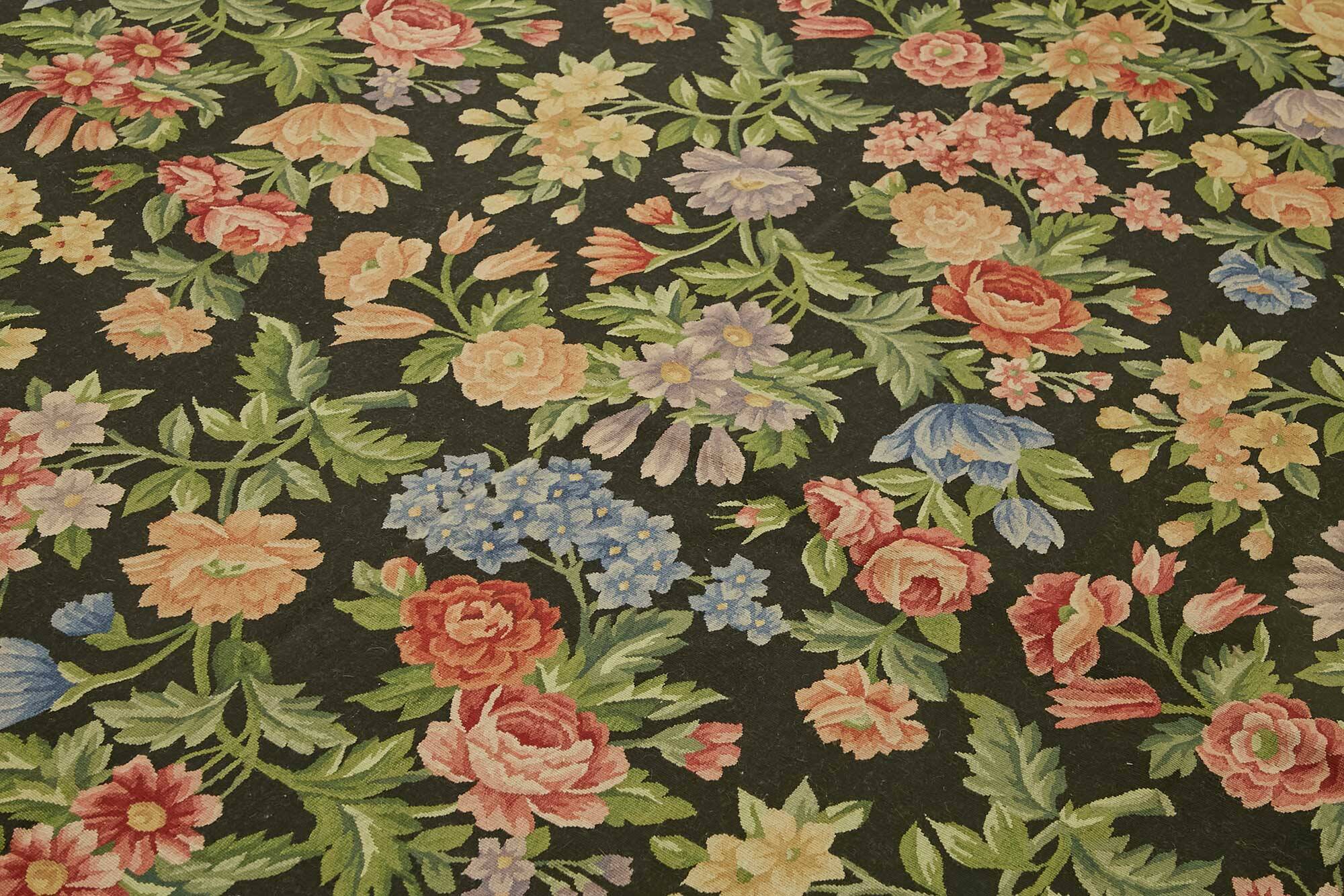 Handmade European Vintage Aubusson Kilim 238 cm x 306 cm