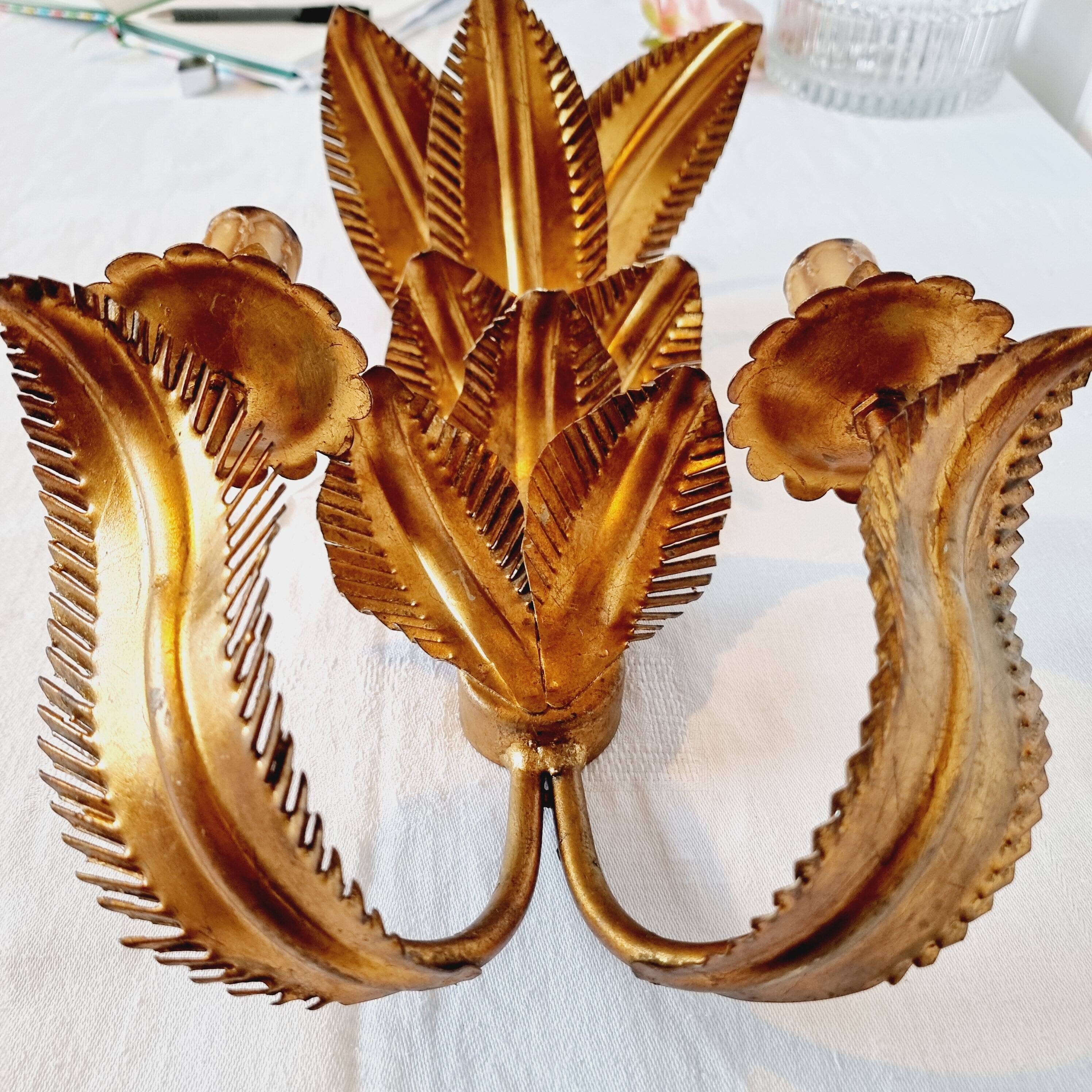 Magnificent Italian Wall Lamp 2 Lights Year 1960 Hoas de Palma Gilt Bronze