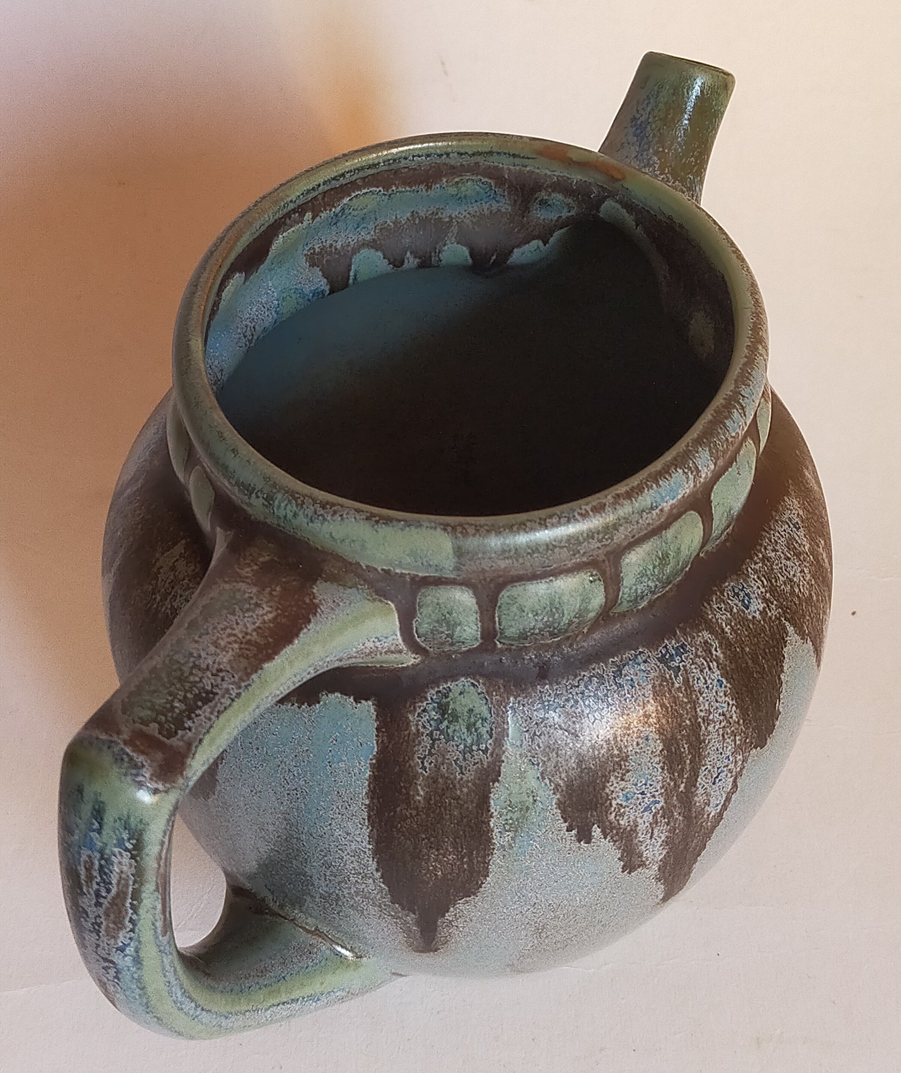Denbac art-deco pitcher in flammé sandstone