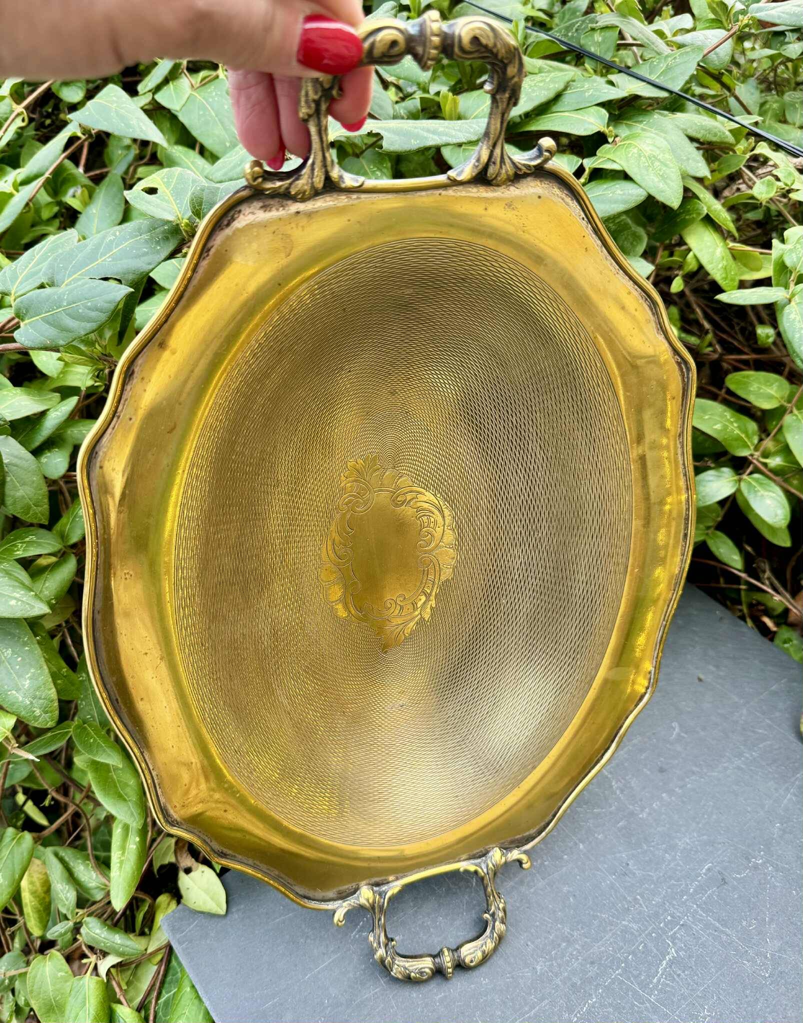 Baroque pedestal centrepiece