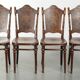 Ensemble de quatre chaises de bistro antiques de la fin du 19e/début du 20e siècle.