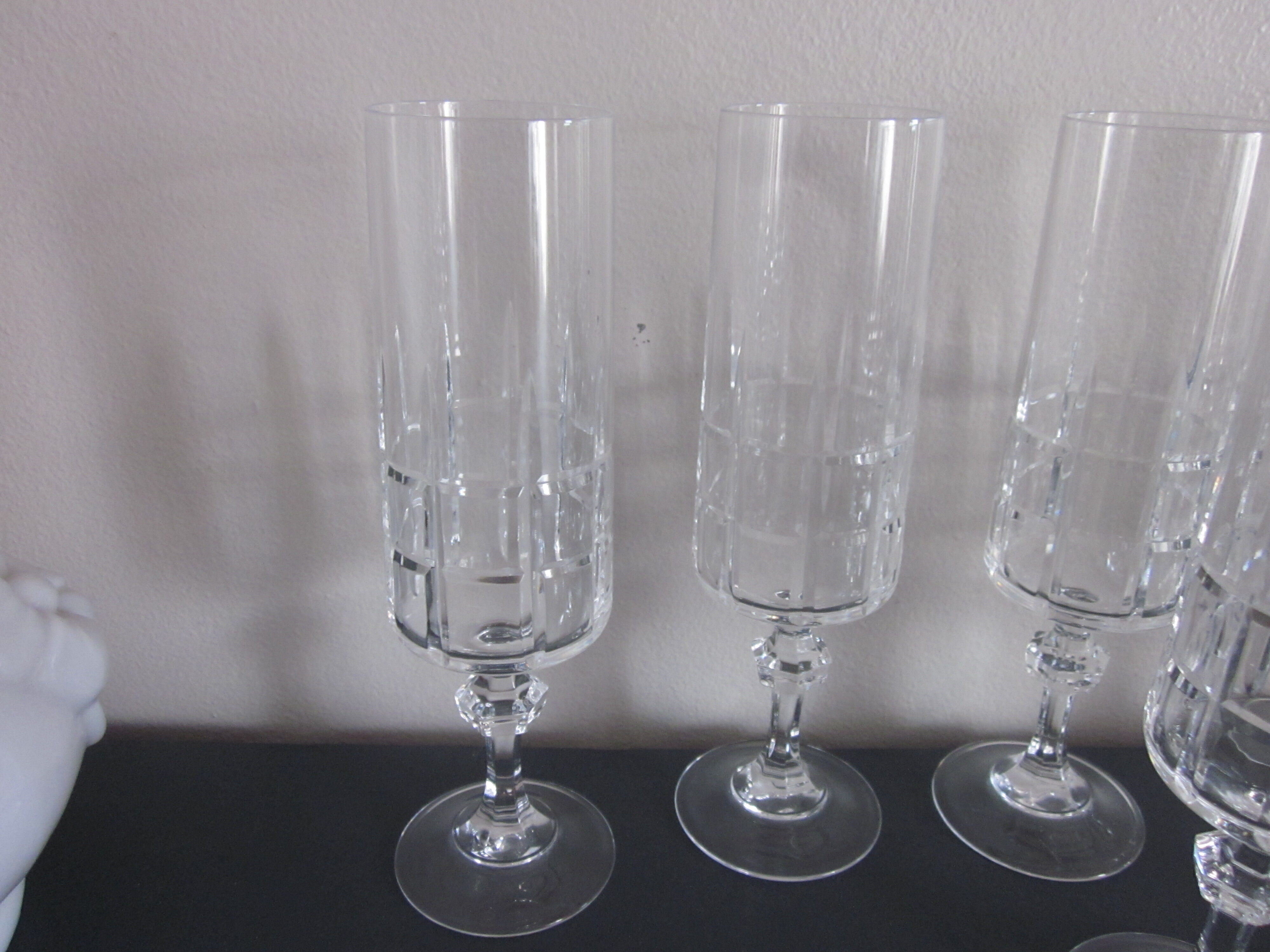 12 crystal champagne flutes