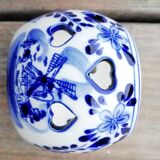 Batch of delft photophores