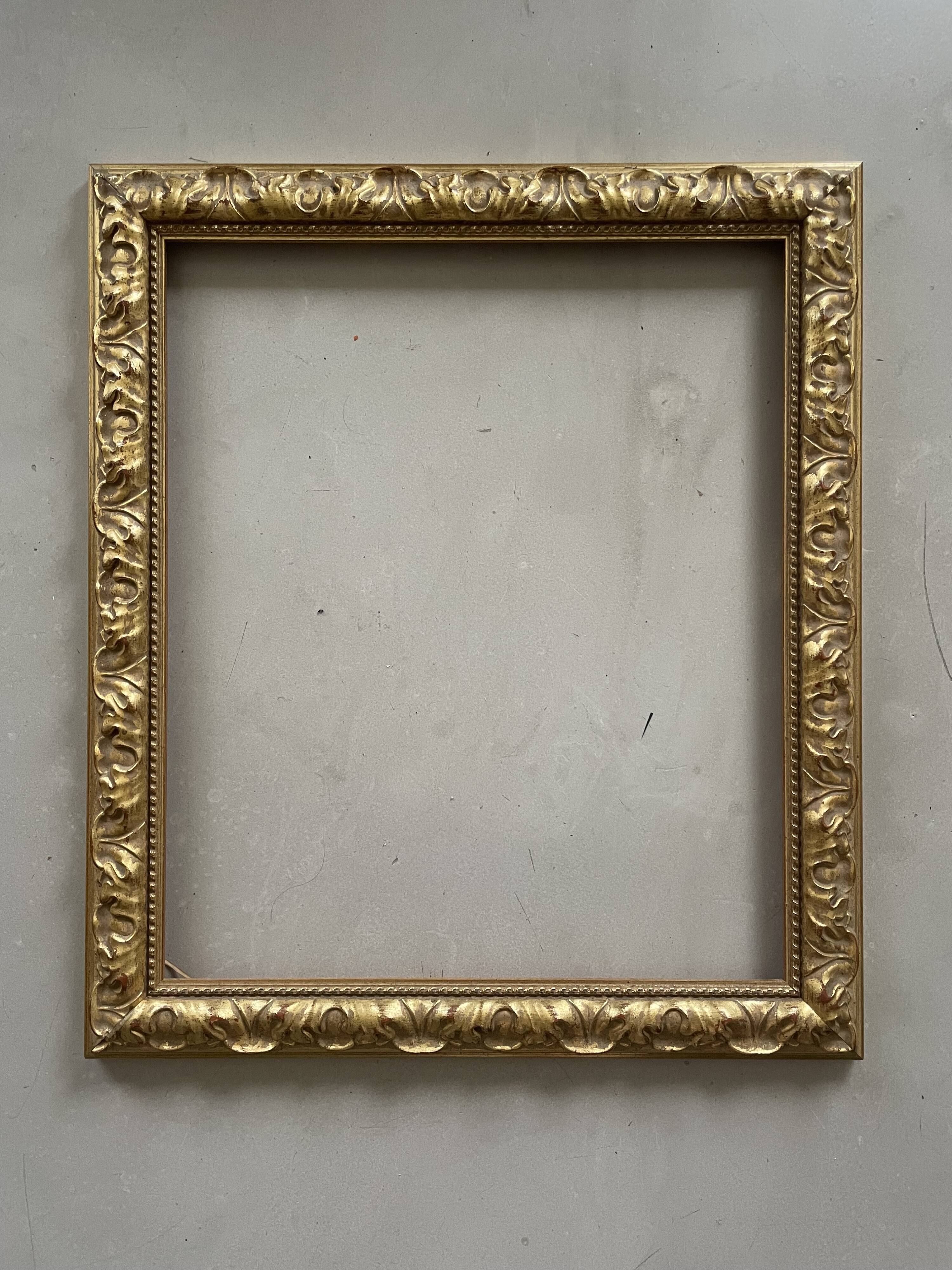 Cadre en bois doré