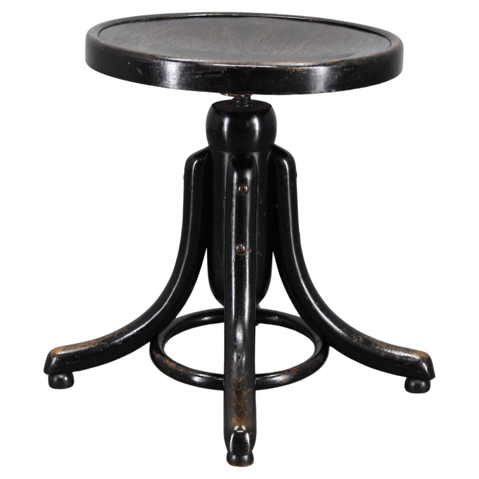 Tabouret de piano Thonet en bois courbé noir, Tchécoslovaquie, années 1930