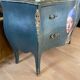 Commode patinée galbée de style Louis XV
