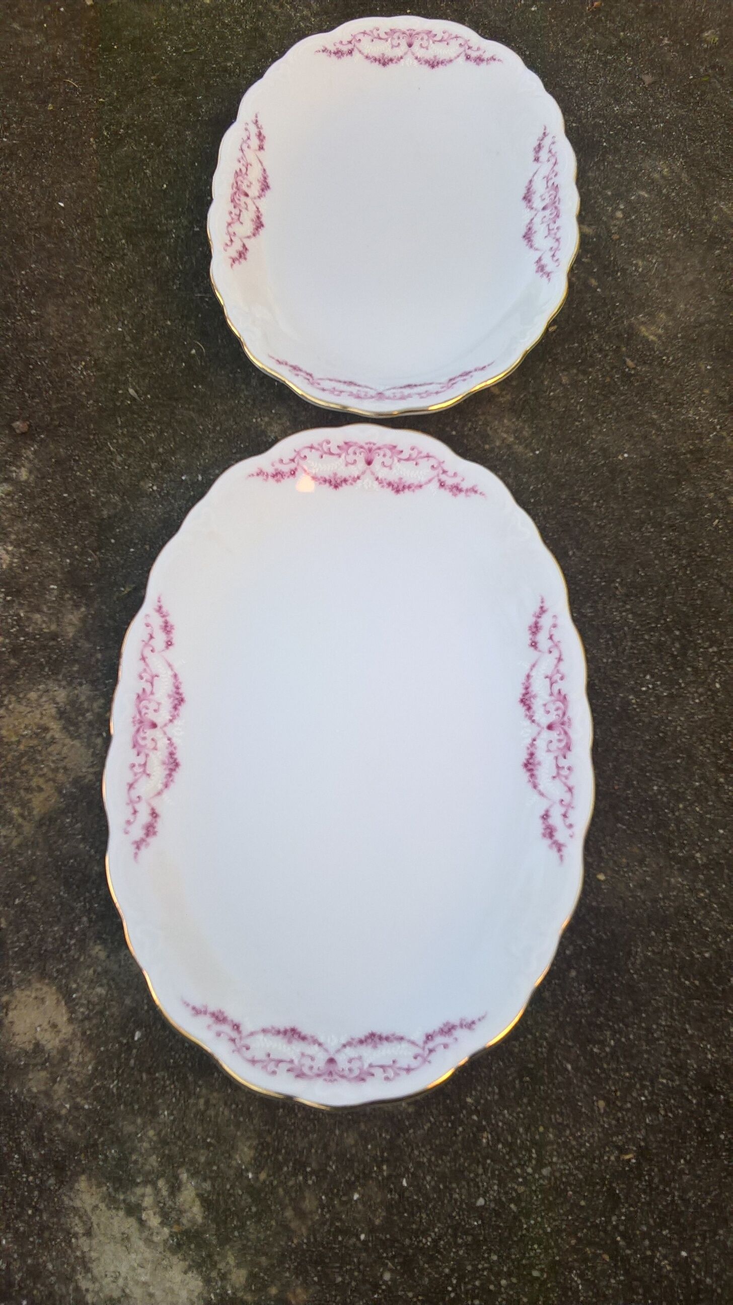 Lot de 2 raviers en porcelaine Schirnding