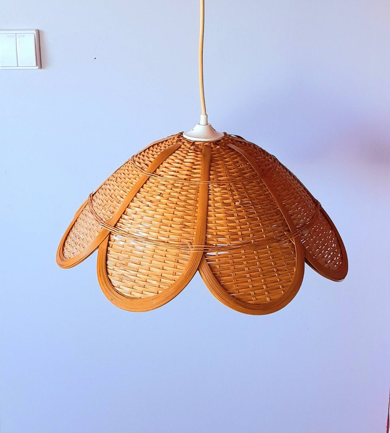 Rattan flower suspension 1960