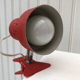 Red-clip lamp