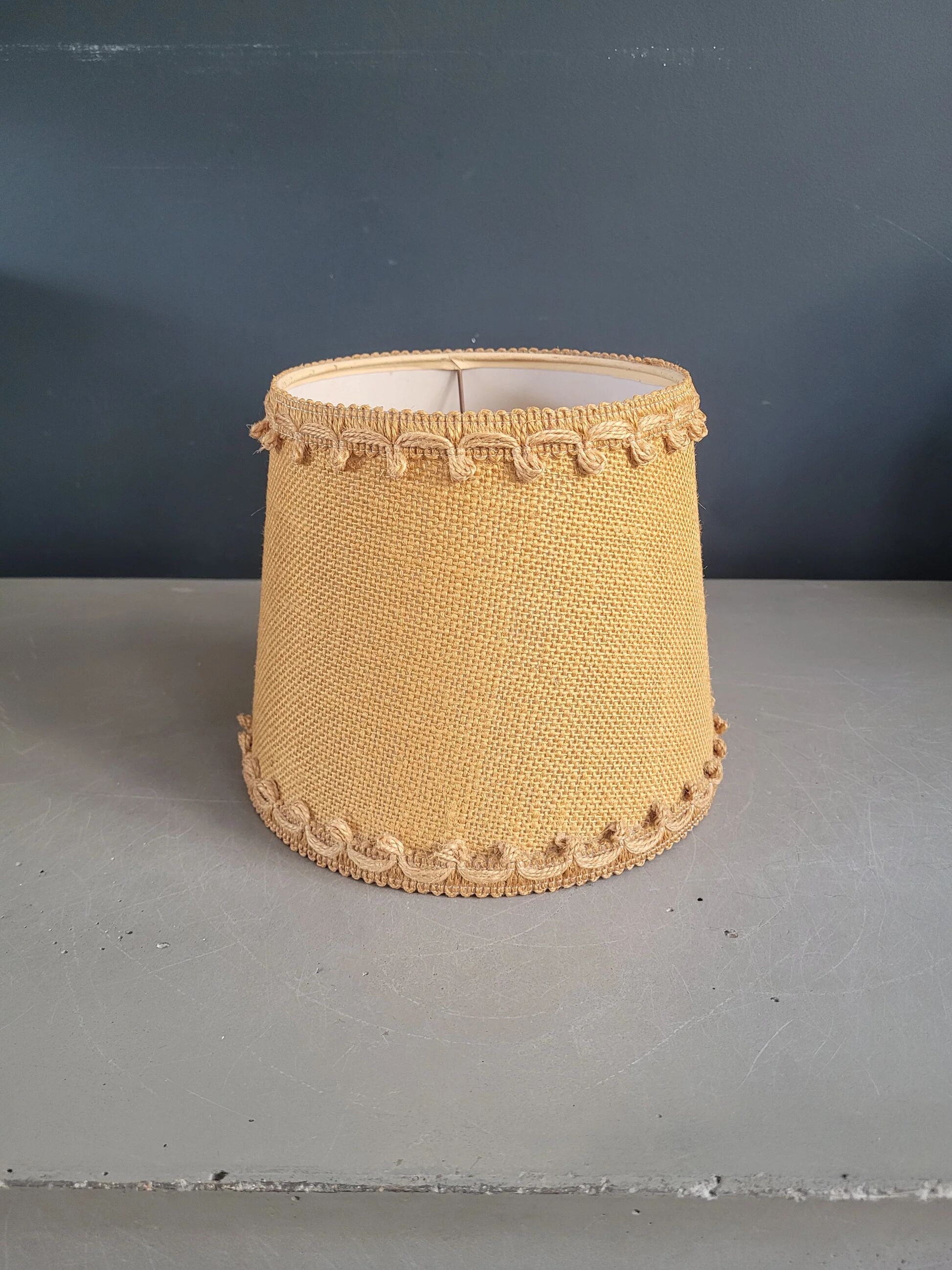 Jute lampshade with ribbons