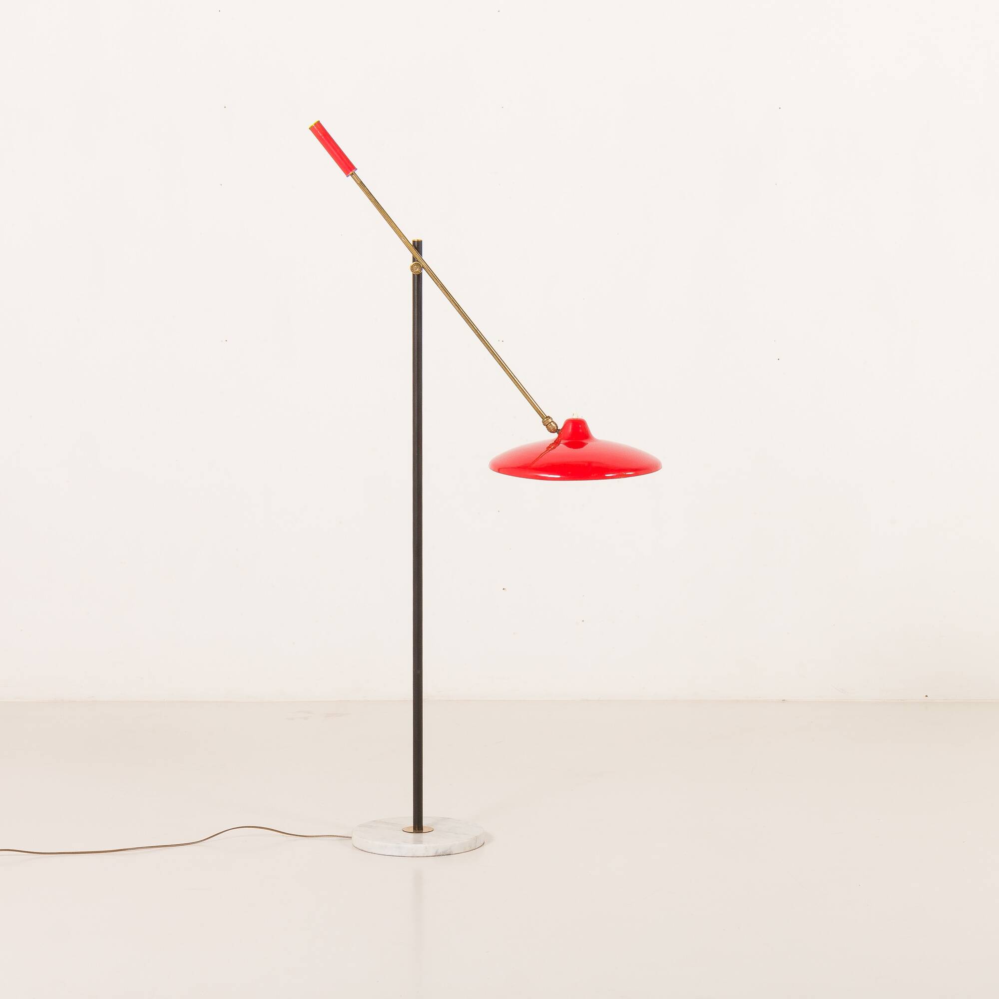 Mid-century floor lamp in the style of Arredoluce, Italy 1960s