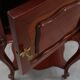 Paire de tables de nuit en noyer de style Louis XV avec des plateaux en marbre de Carrare, France