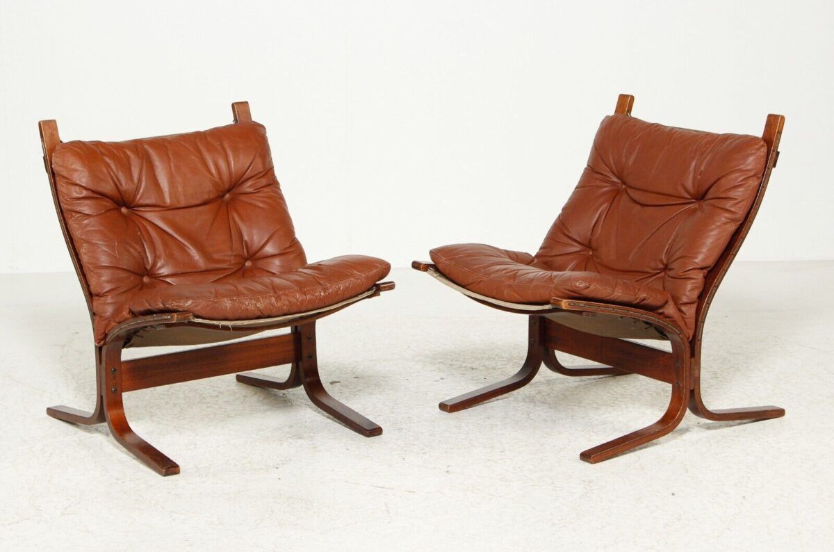 Vintage Norwegian mid-century leather Siesta chairs by Ingmar Relling