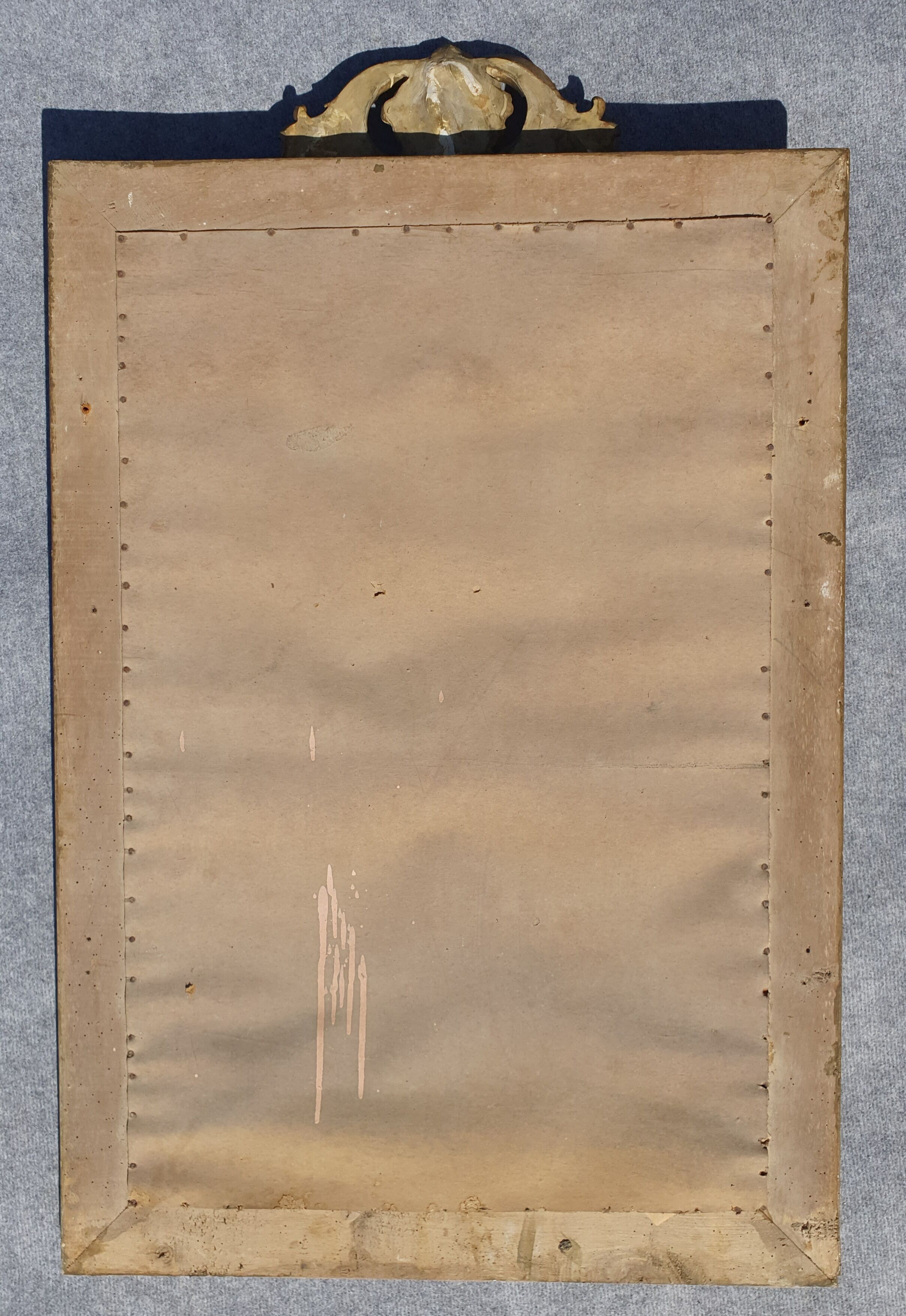 Large mirror with gold and silver pediment 71x115cm