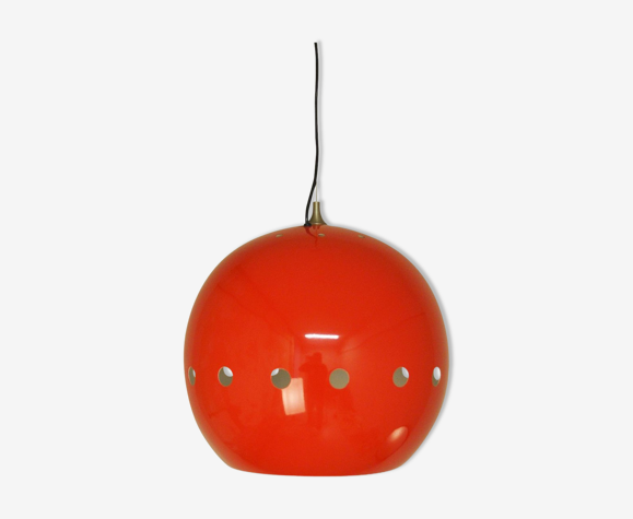 Red hanging lamp