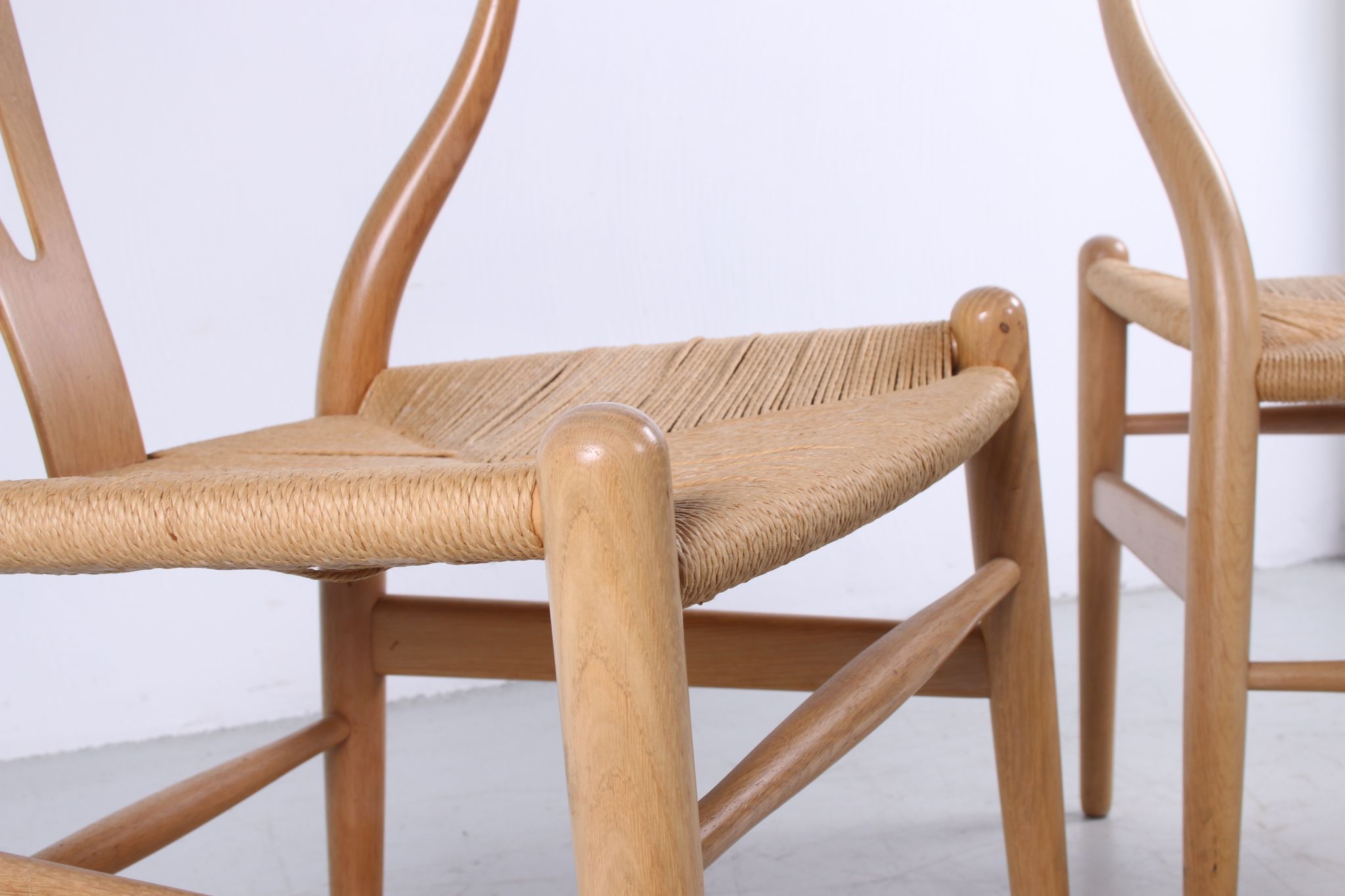 Set of two oak CH24 'Wishbone' chair by Hans J. Wegner for Carl Hansen, 1960
