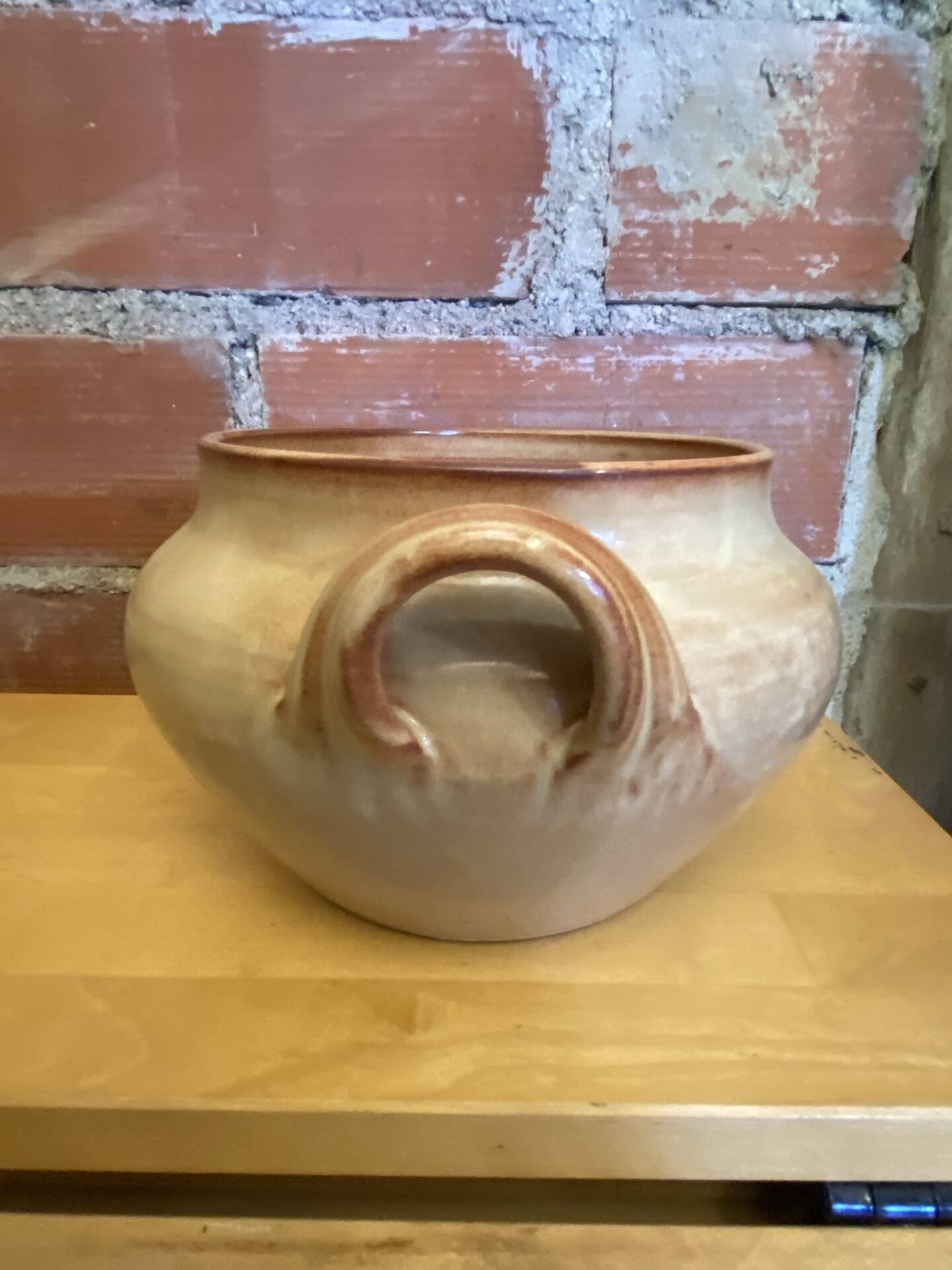 Soupière et 6 bols anciens Vallauris en céramique beige, années 50