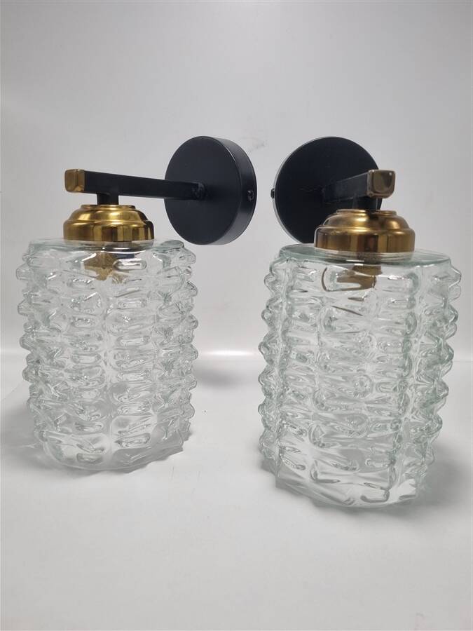 Pair of wall sconces