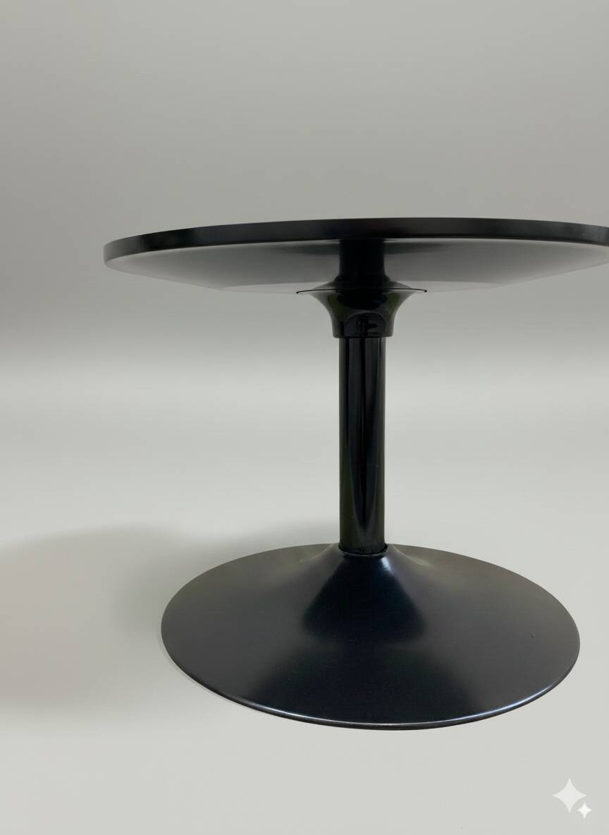Vintage coffee table with tulip base in black lacquered plastic