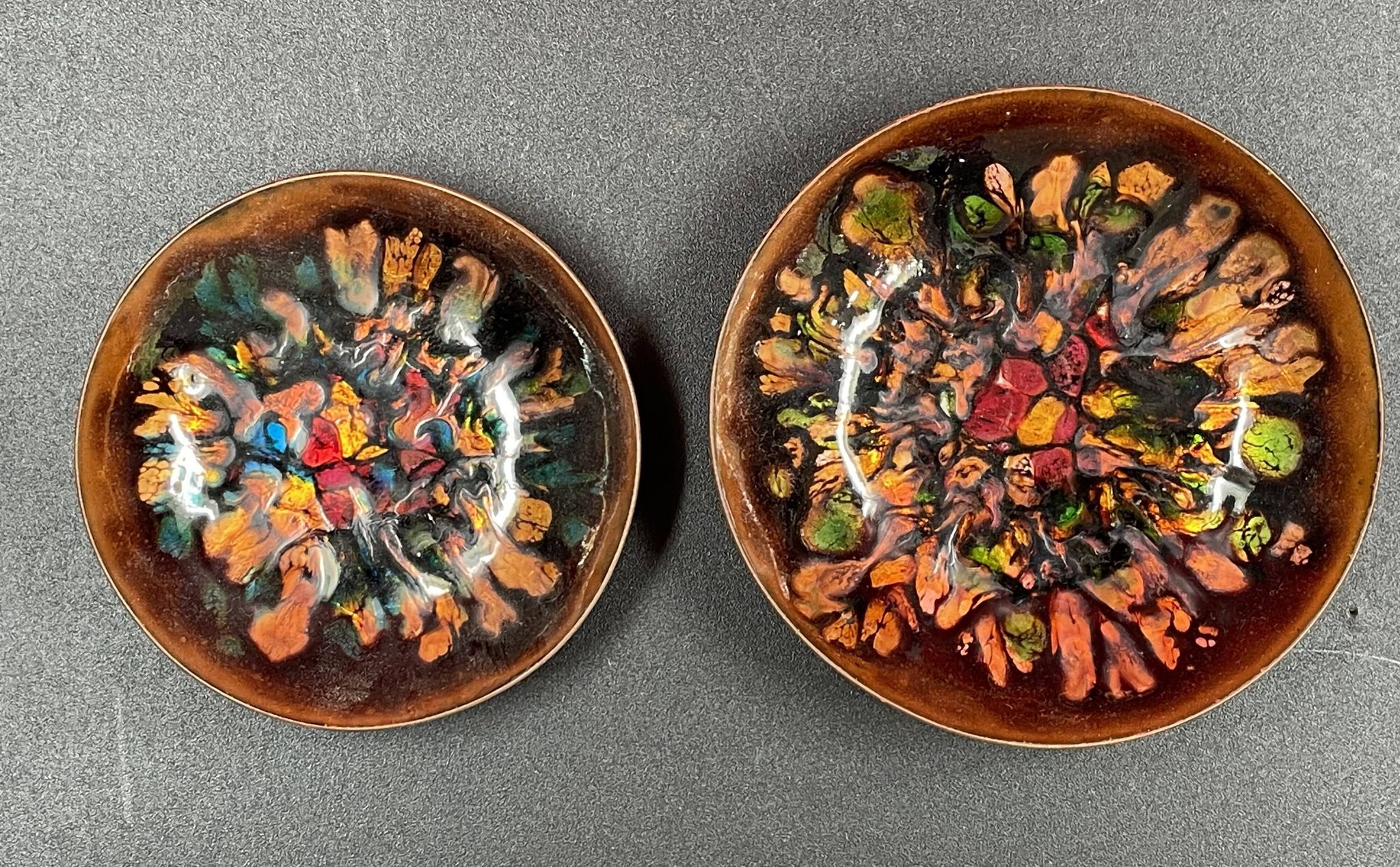 set of 2 enamels on copper empty pocket 10 and 12 cm in diameter - Art Limoges enamel