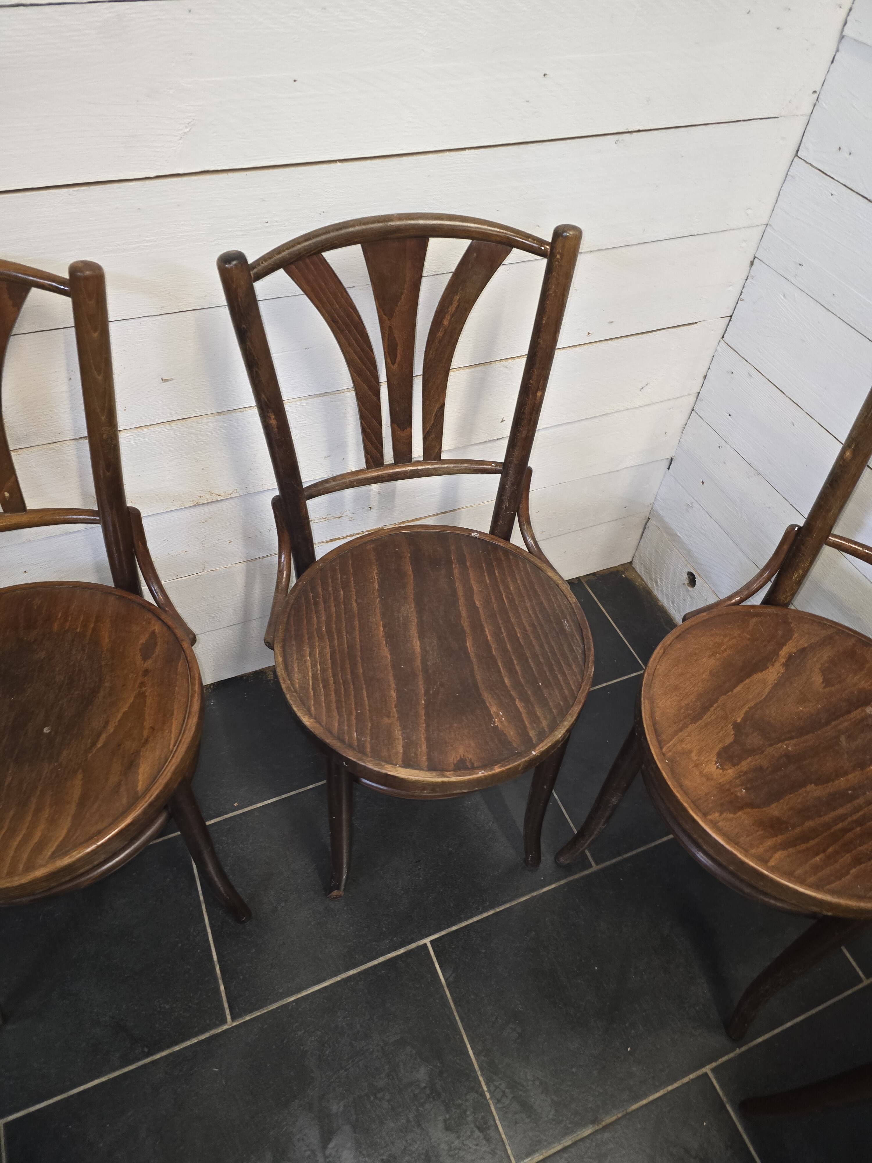 4 bentwood bistro chairs