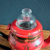 Ancienne cafetière et pot à lait en tôle émaillée