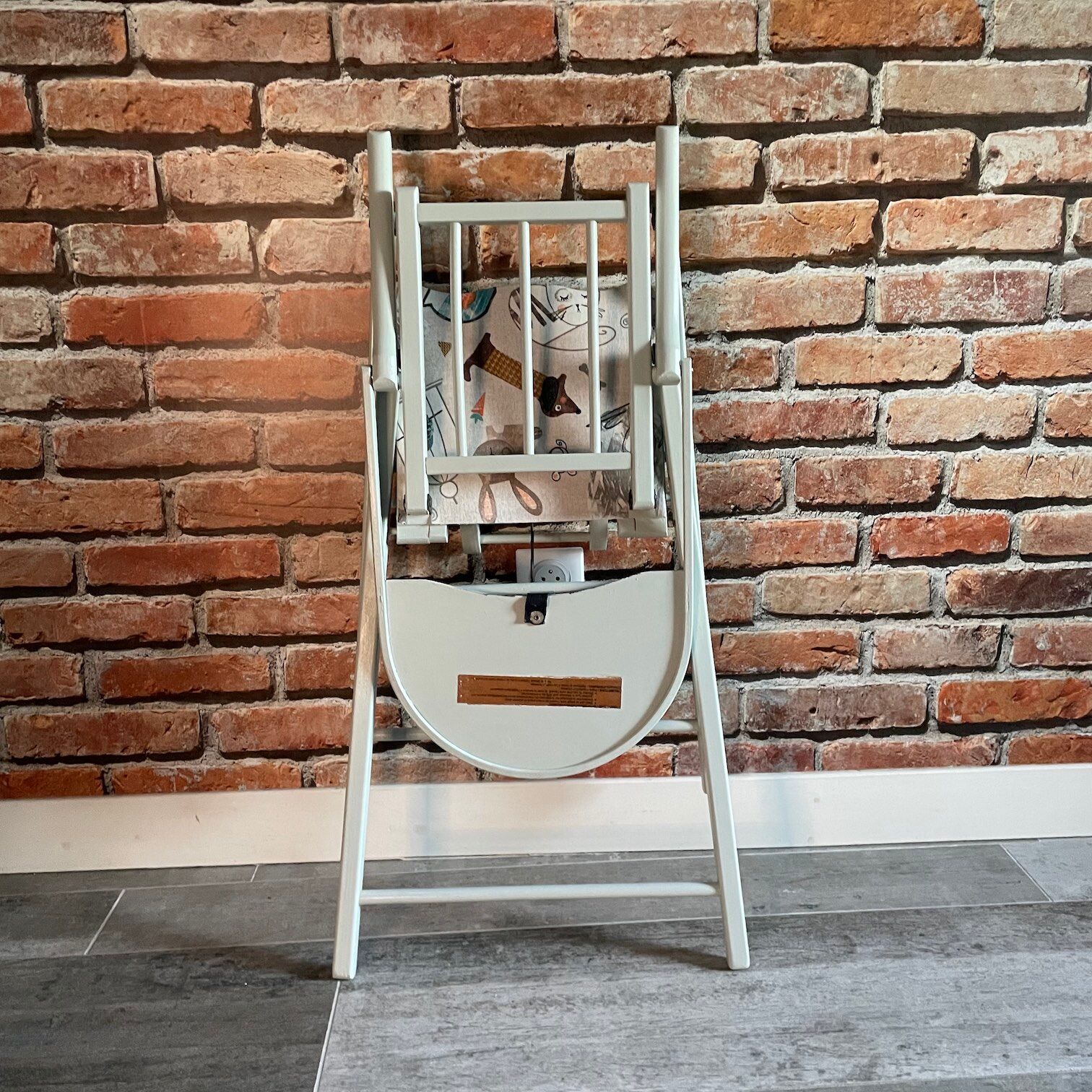 Folding high chair