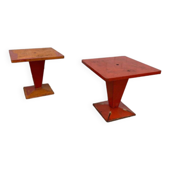 Paire de tables Tolix modèle Kub des années 1950