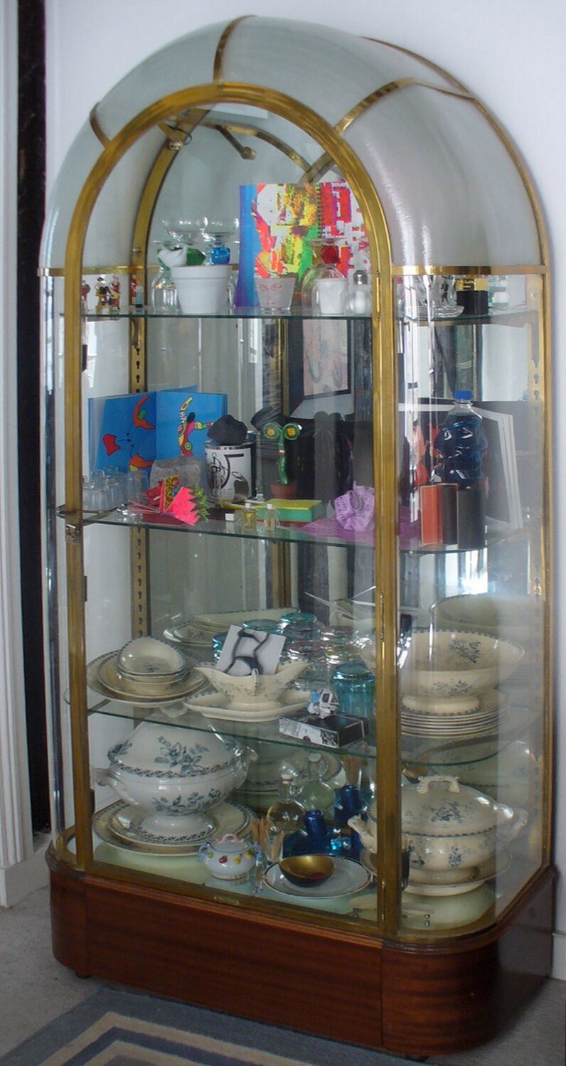 Art Deco showcase Delarue Picard