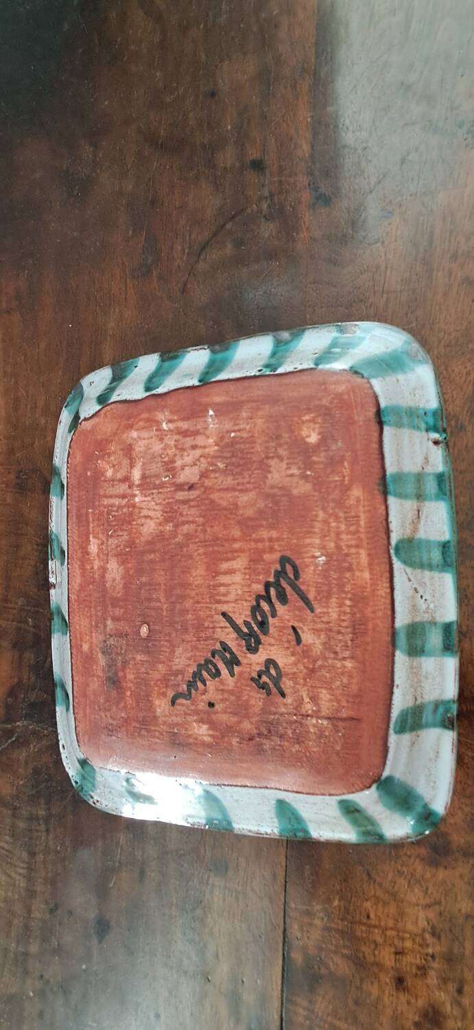 Vallauris earthenware dish, signed DS. 1960s-70s