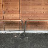 School desk with its 2 chairs