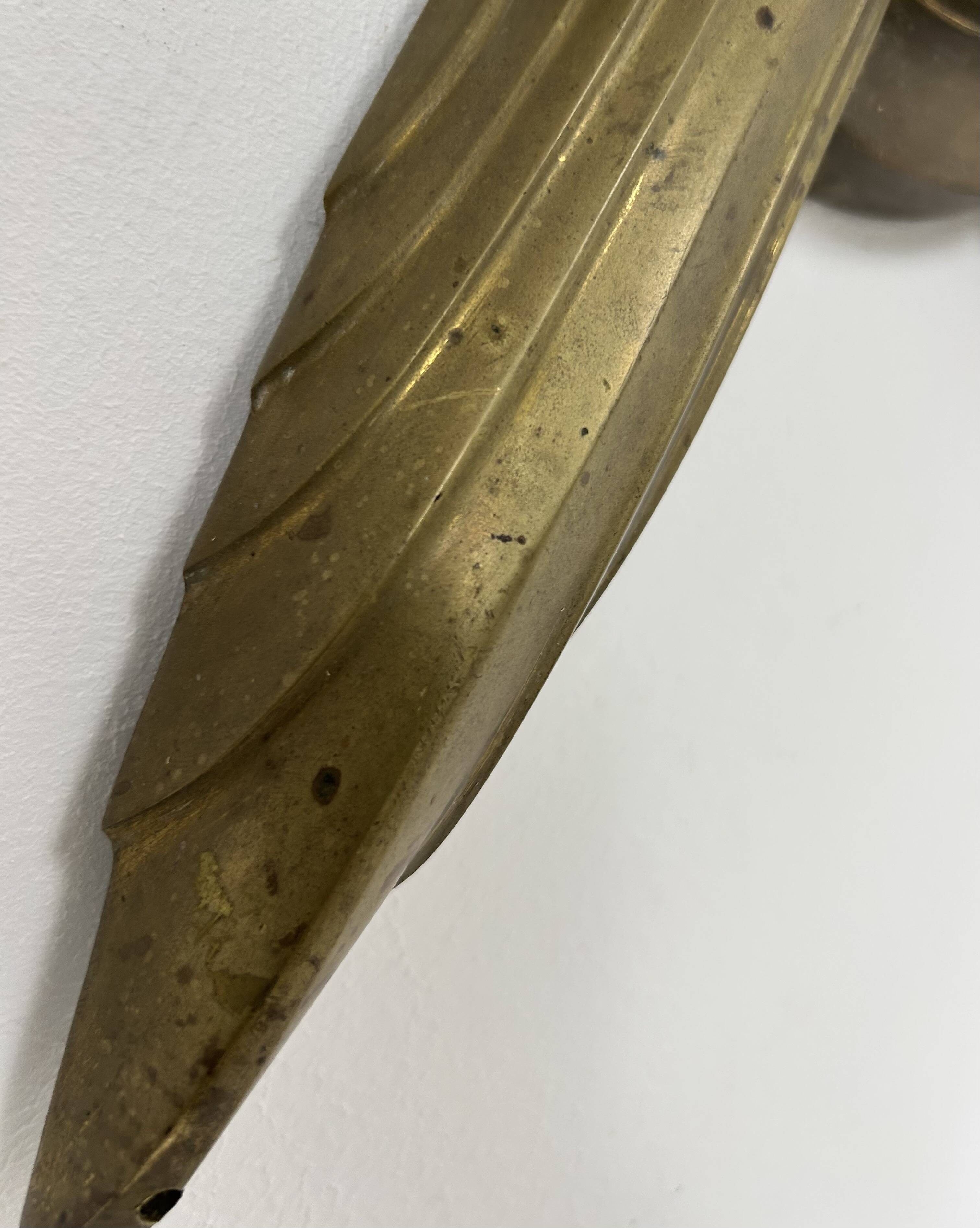 Vintage wall light in bronze and frosted glass, France, 1930.