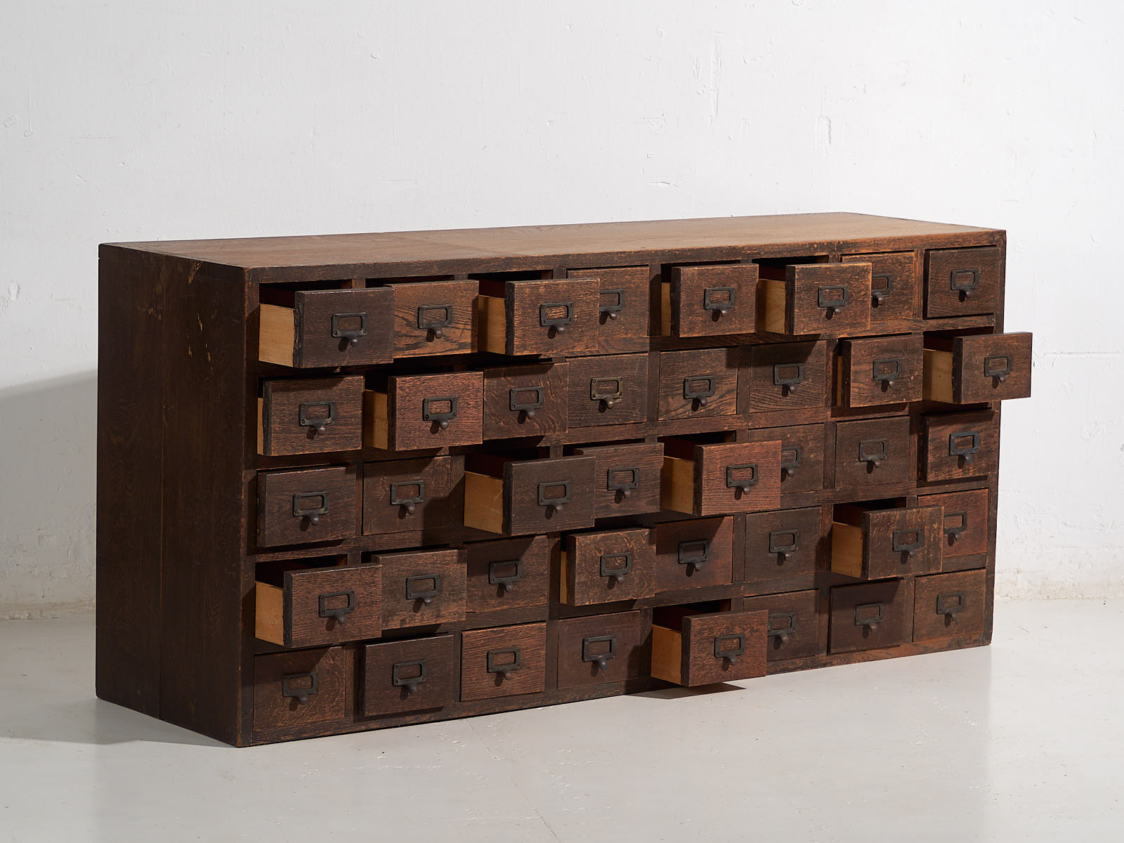 Pharmacy buffet Japanese medicine cabinet – Taishō / Shōwa period (c.1920-1945) #95