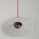 Suspension opaline plissée cordon rose