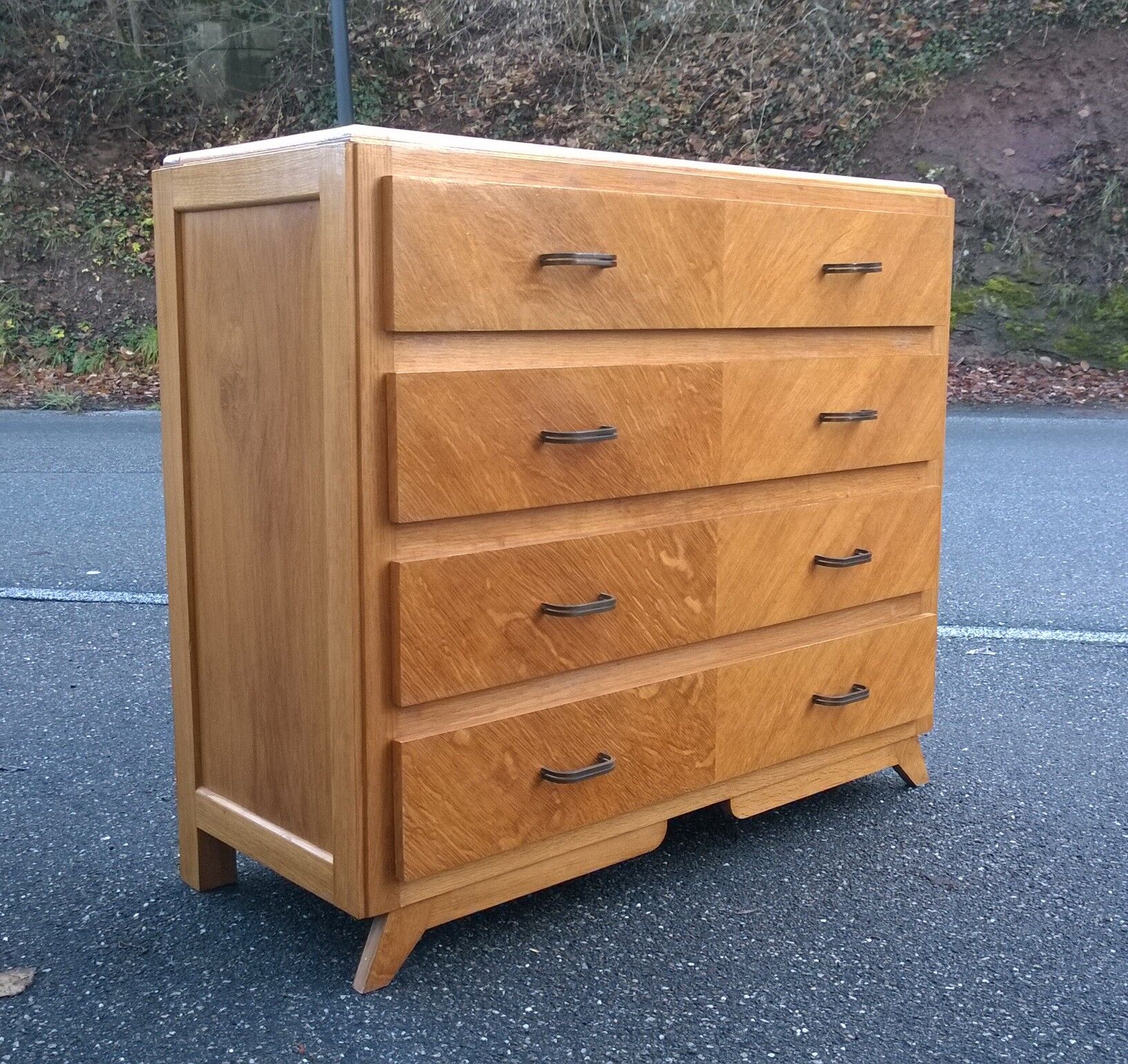 Commode vintage en chêne clair 1950