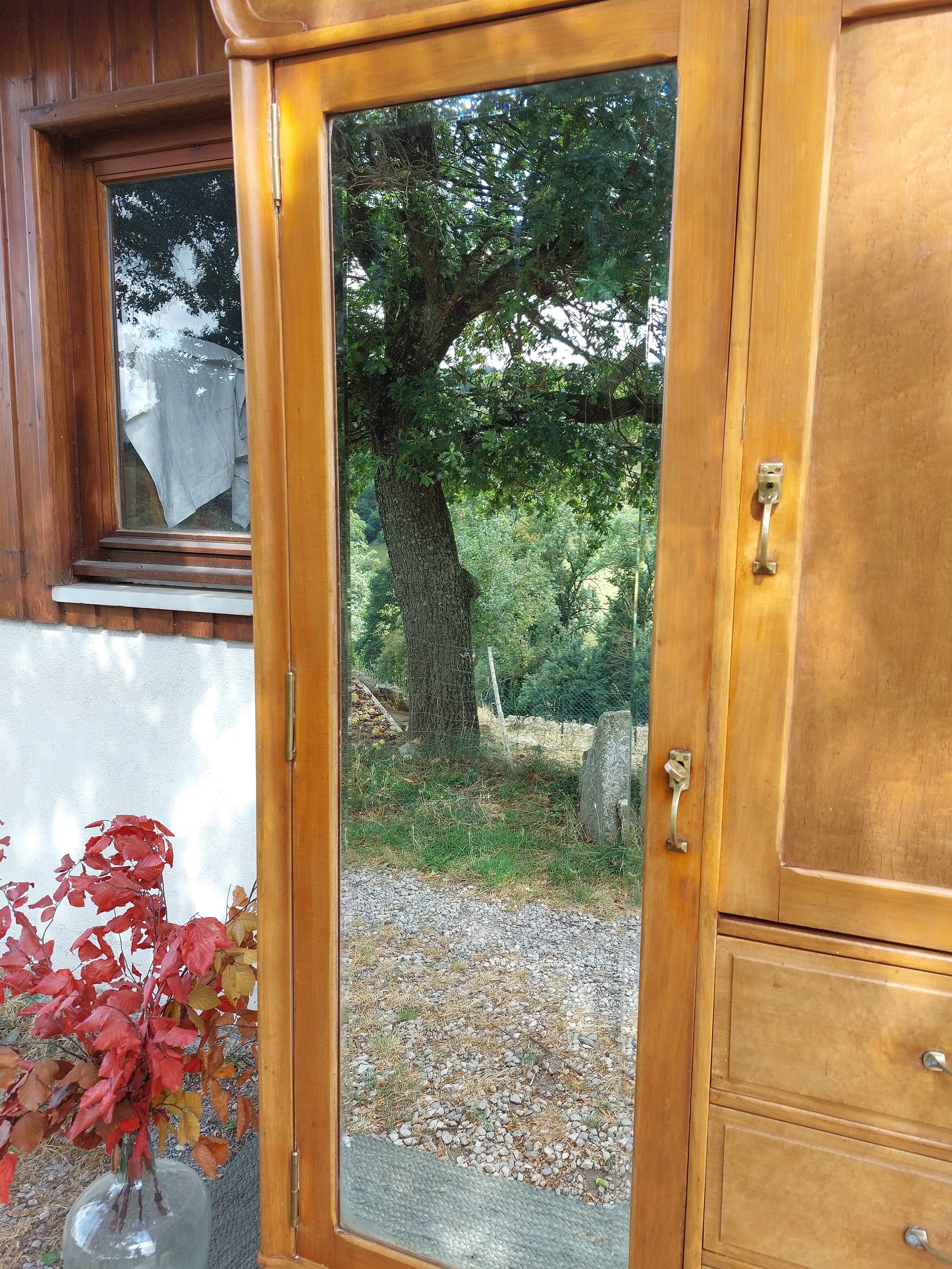 triple function wardrobe, hanging rail