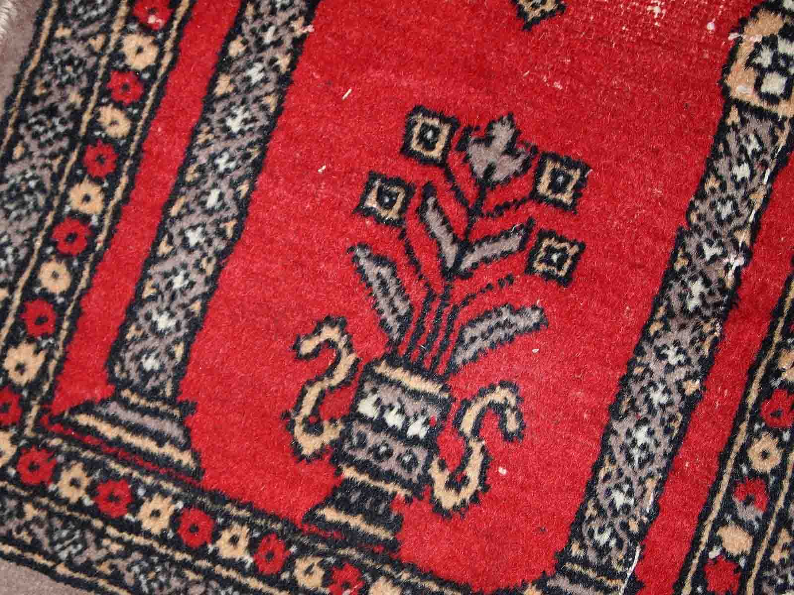 Vintage pakistani carpet lahore handmade 46cm x 64cm 1950s, 1c764