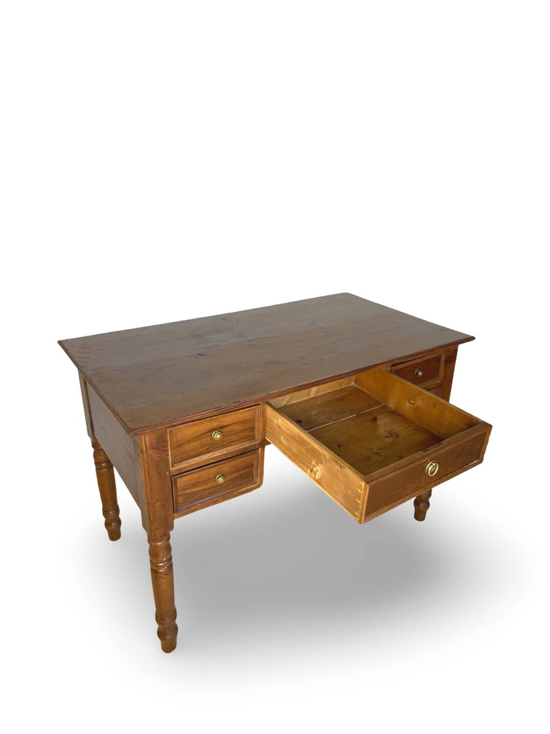 Italian pine wood centre writing desk from the 1960s, a reproduction o