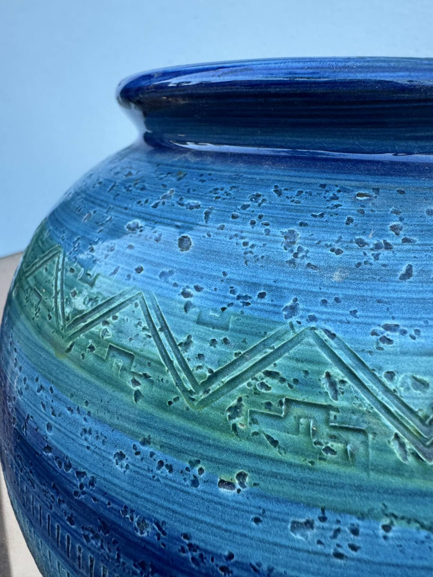 Ceramic cache pot Bitossi Aldo Londi 1960s
