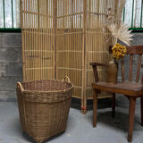 Vintage wicker panière