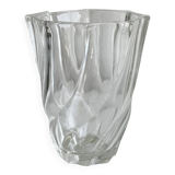 vase en verre épais torsadé.