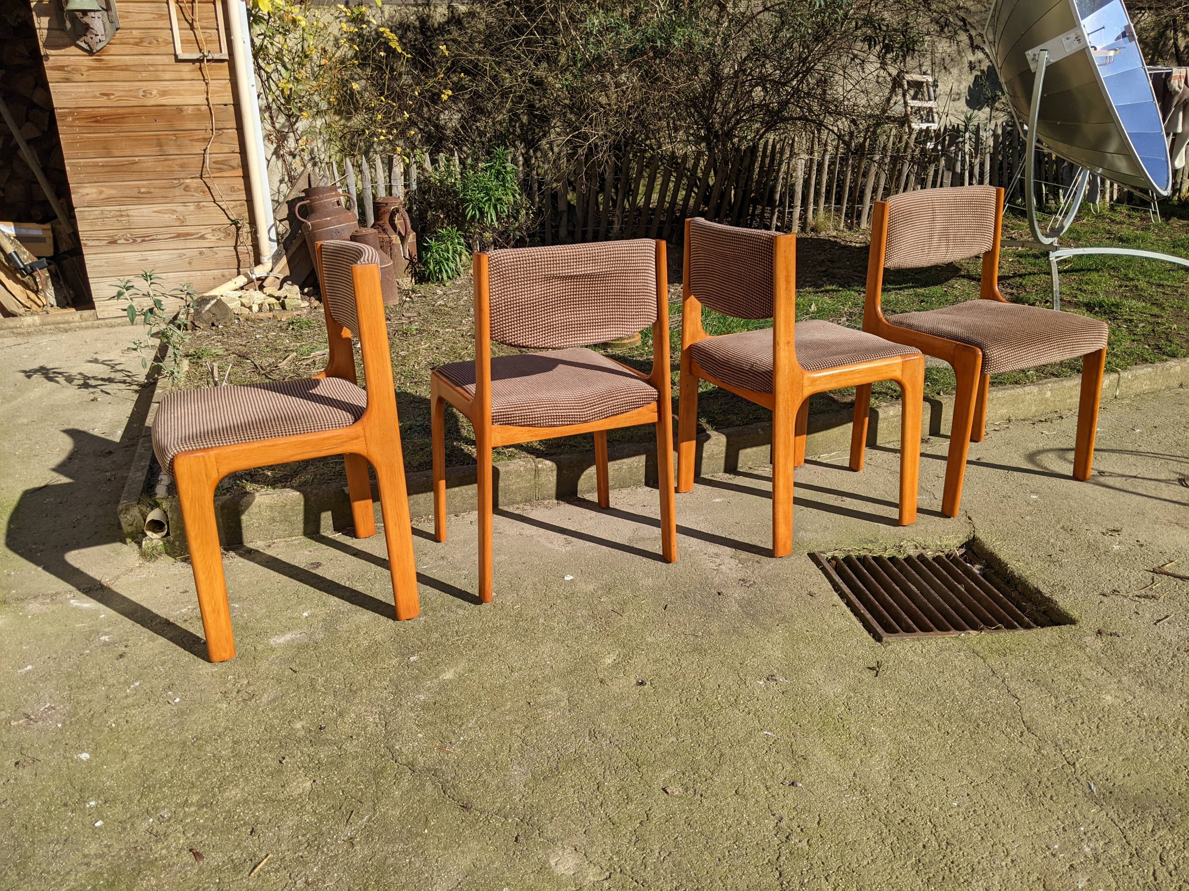 Series of 4 Scandinavian beech chairs with velvet seats